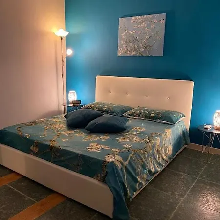 Iris Apartment Bari